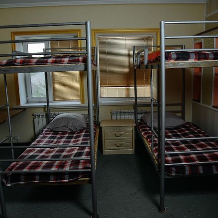 Hostel Wigwam Уралск Екстериор снимка