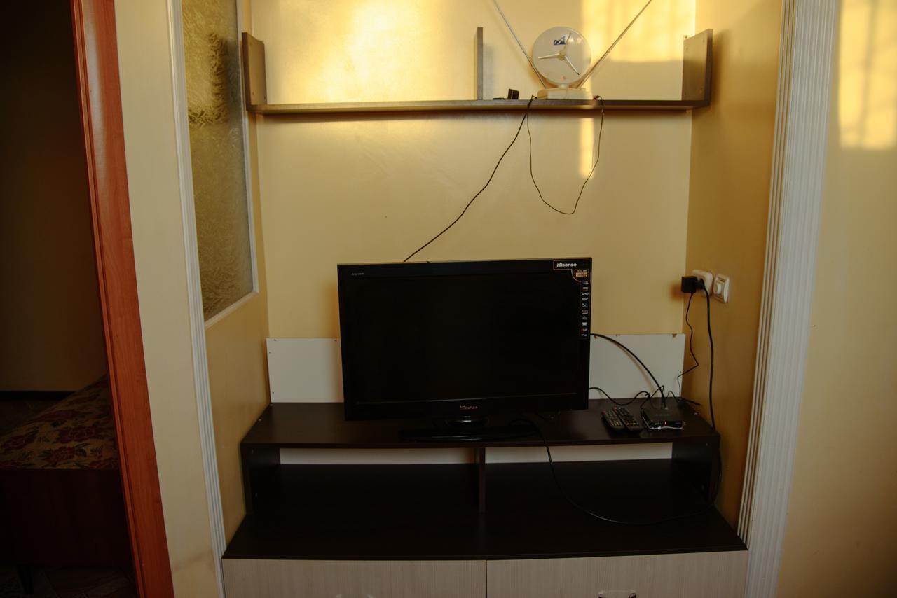 Hostel Wigwam Уралск Екстериор снимка