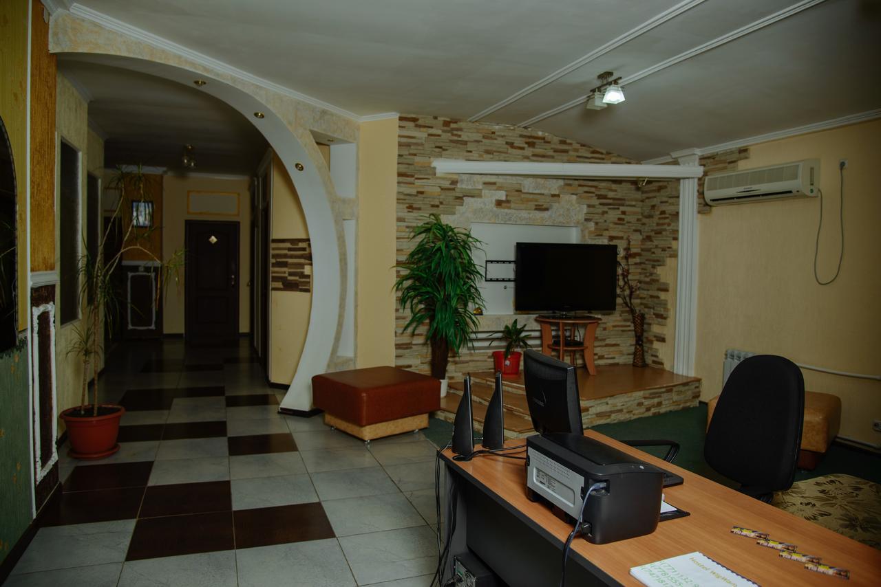 Hostel Wigwam Уралск Екстериор снимка